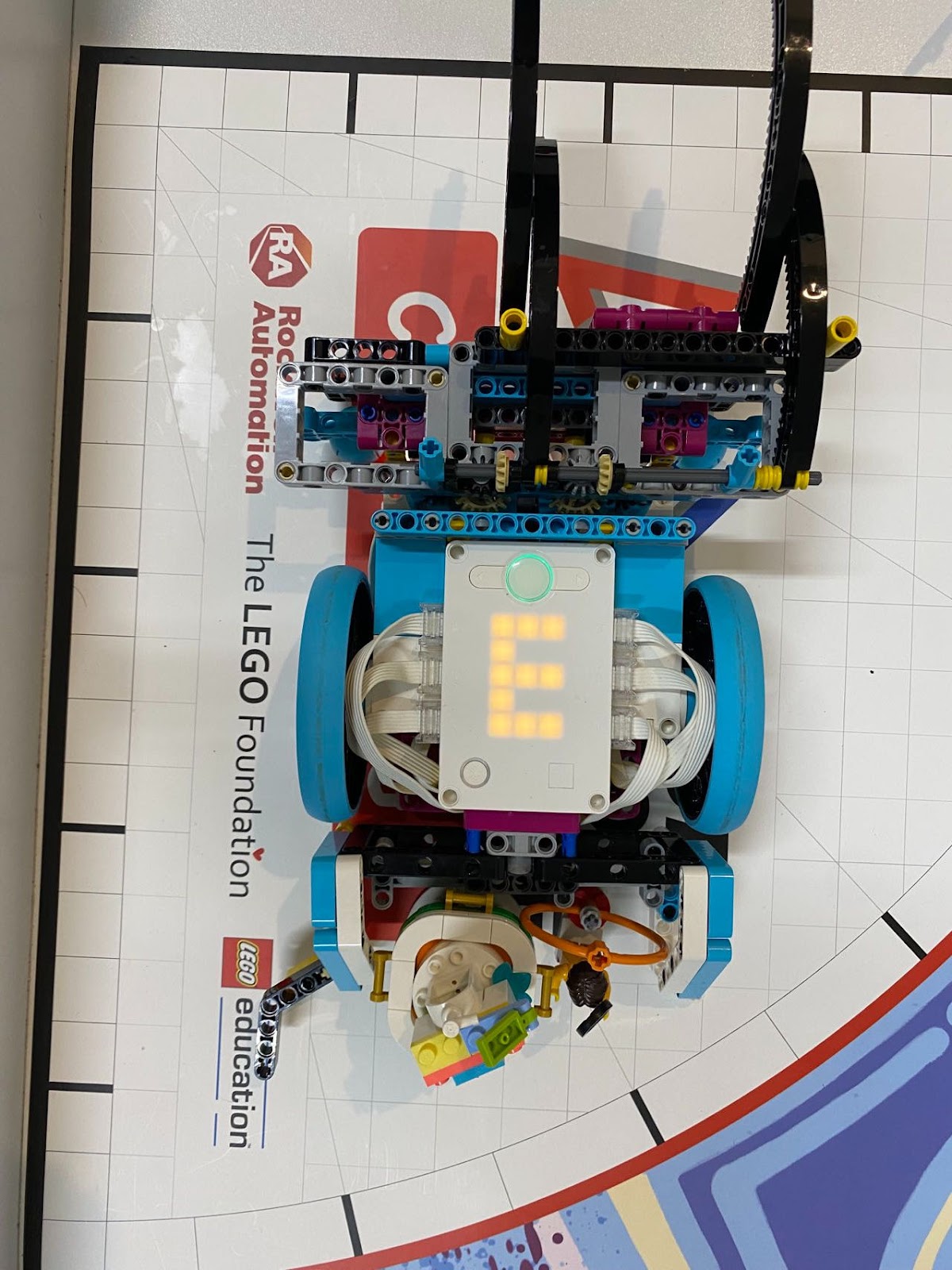 Maximizing FLL Robot Attachments #104